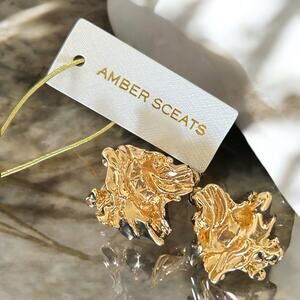 NWT Amber Sceats Reese Gold 24k gold plated Earrings Textured Minimalist